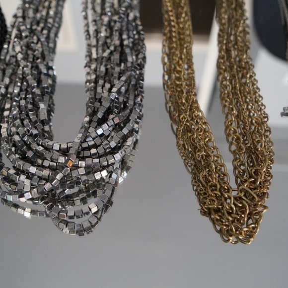 Necklace Bundle - Picture 4 of 5